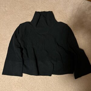 Lululemon dark gray sweater